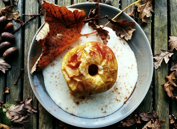 Warme appel met vanillevla