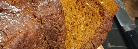 Pompoenbrood met tijm en zaden